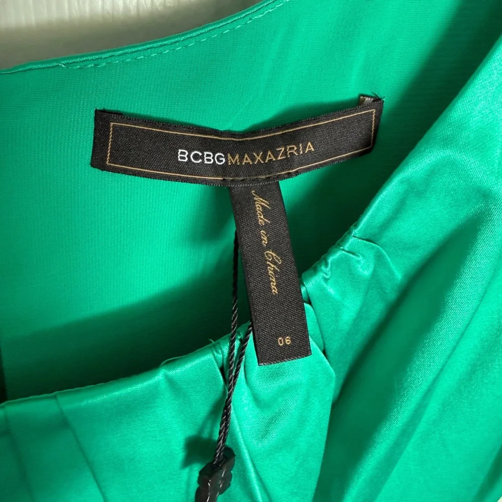 NWT BCBG Max Azria 6 Emerald Green Mini Dress Pleats Black Ribbon Cocktail Party